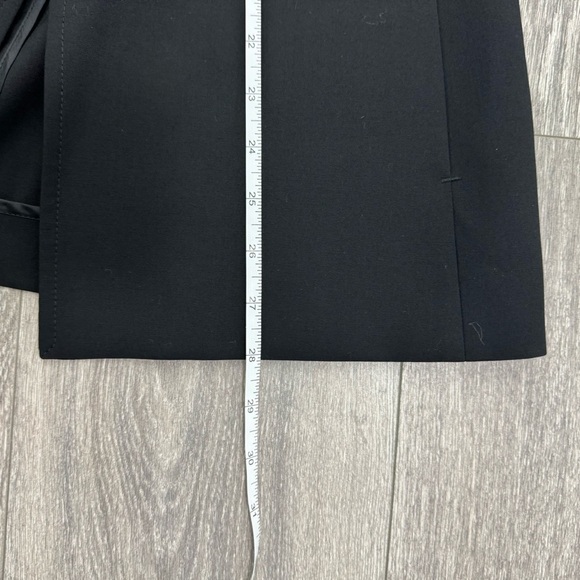 AKRIS Punto Wool Blend Blazer Jacket Suiting Size 6 Black Hook Front Vintage - Picture 14 of 15